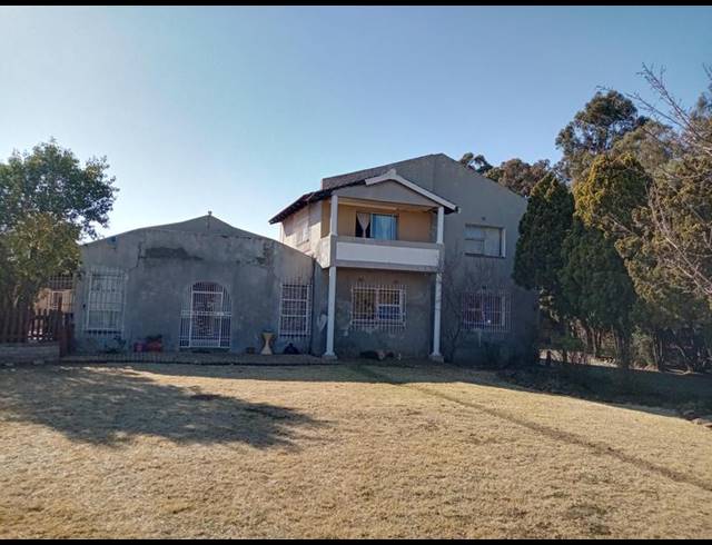 FARM FOR SALE IN WALKER'S FRUIT FARMS